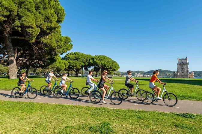 Tour in bici in piccolo gruppo dal centro a Belém