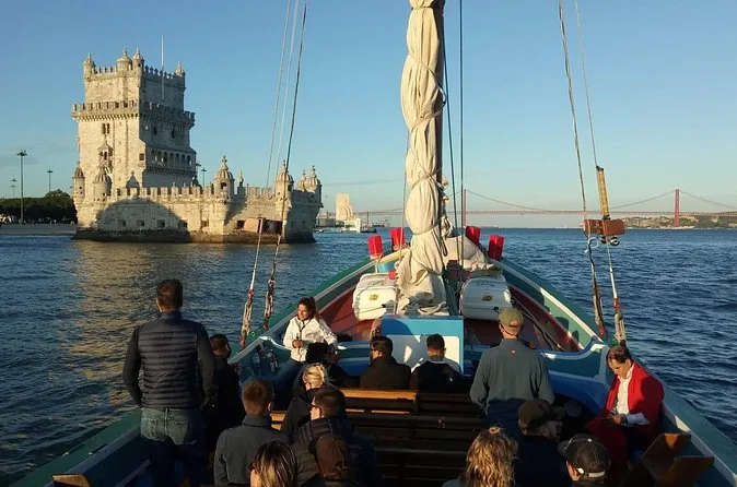 Crociera in barca tradizionale sul Tago